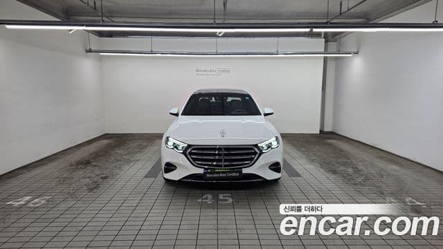 Mercedes-Benz E-Class 2025 — ფოტო 2/20