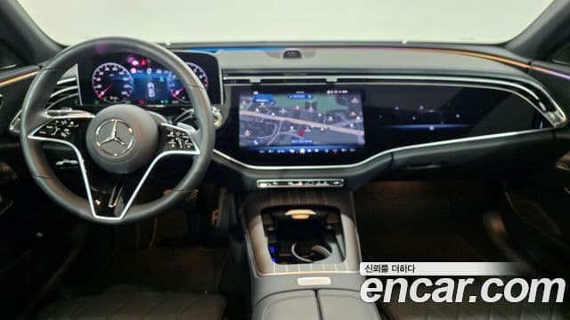 Mercedes-Benz E-Class 2025 — ფოტო 6/20