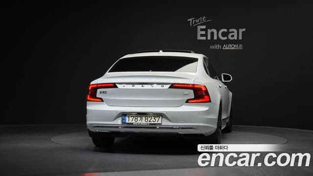 Volvo S90 2022 — Şəkil 4/20