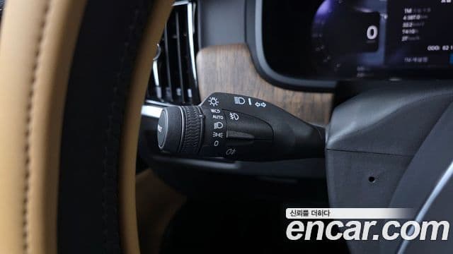 Volvo S90 2022 — Şəkil 19/20
