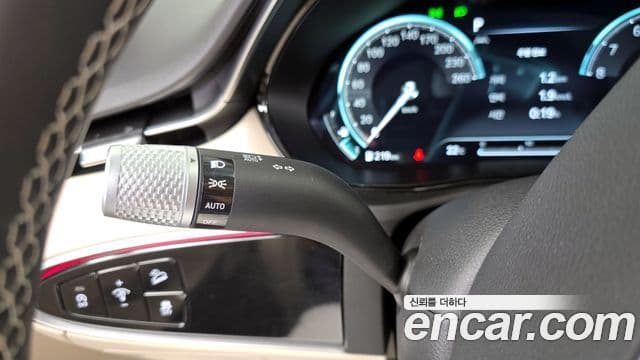 Genesis GV70 2024 — Photo 35/35