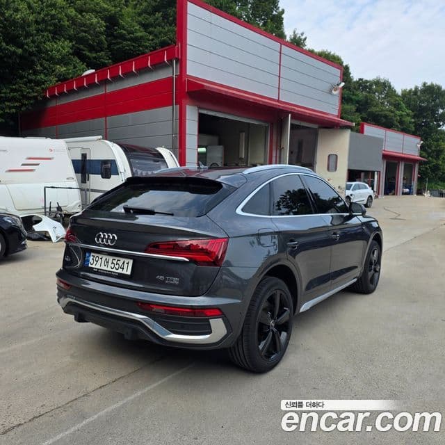 Audi Q5 2023 — Şəkil 6/20