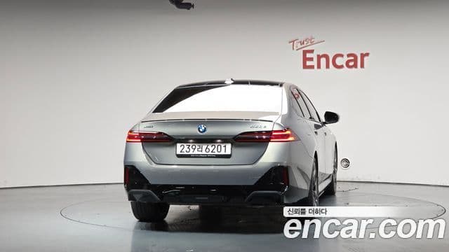 BMW 5 Series 2025 — Şəkil 4/20
