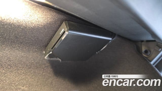 BMW 5 Series 2025 — Photo 23/35