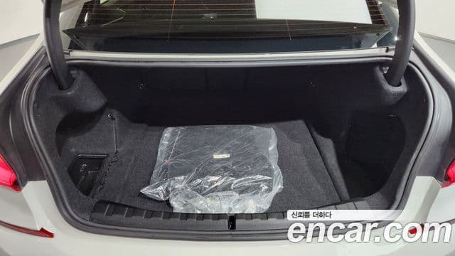 BMW 3 Series 2020 — Şəkil 20/20