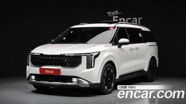 Kia Carnival 2024 — Фото 1/20