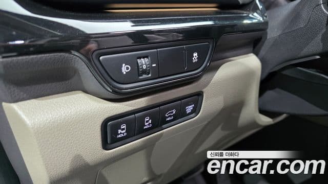 Kia Carnival 2024 — Фото 12/20