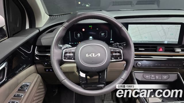 Kia Carnival 2024 — Фото 13/20
