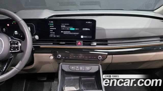 Kia Carnival 2024 — Фото 17/20
