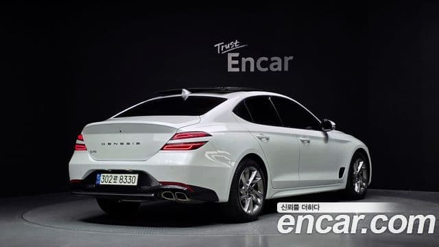 Genesis G70 2022 — ფოტო 2/20