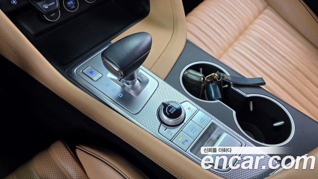 Genesis G70 2022 — ფოტო 8/20