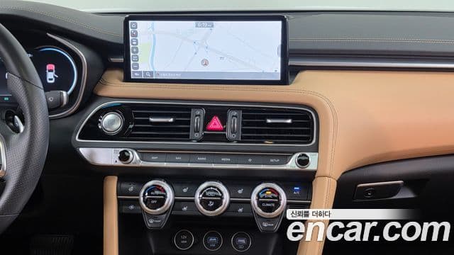 Genesis G70 2022 — ფოტო 14/20