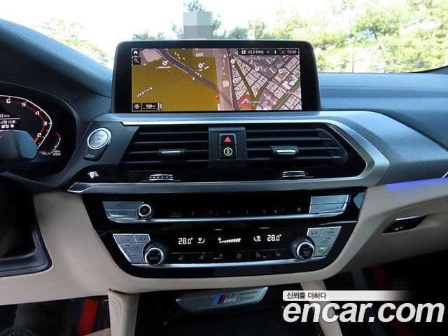 BMW X4 2021 — ფოტო 13/20