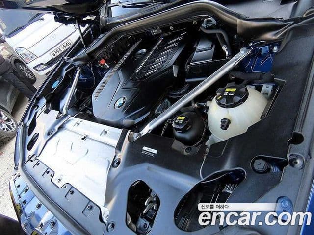 BMW X4 2021 — ფოტო 19/20