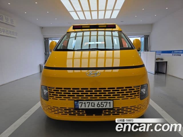Hyundai Staria 2022 — Şəkil 2/20