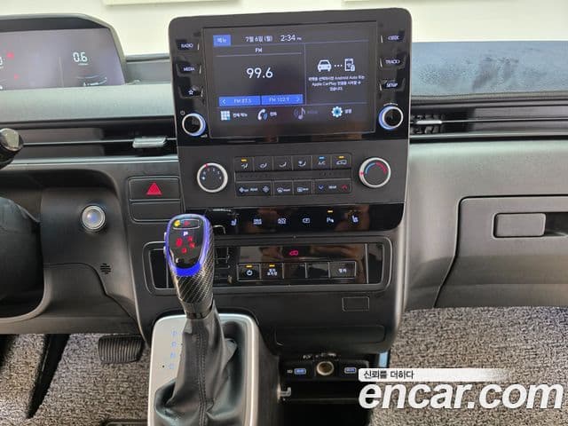 Hyundai Staria 2022 — Şəkil 18/20