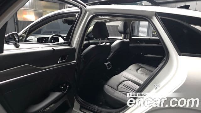 Kia K5 2026 — Photo 30/32