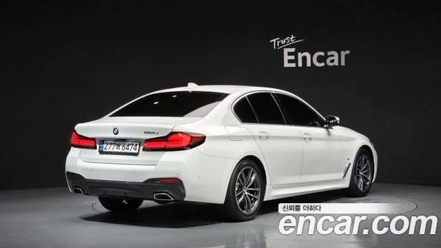 BMW 5 Series 2022 — ფოტო 2/20