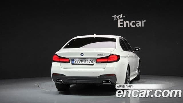 BMW 5 Series 2022 — ფოტო 4/20