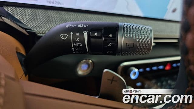 Genesis GV80 2025 — Photo 25/33