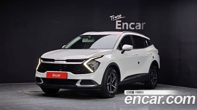 Kia Sportage 2023 — ფოტო 1/20
