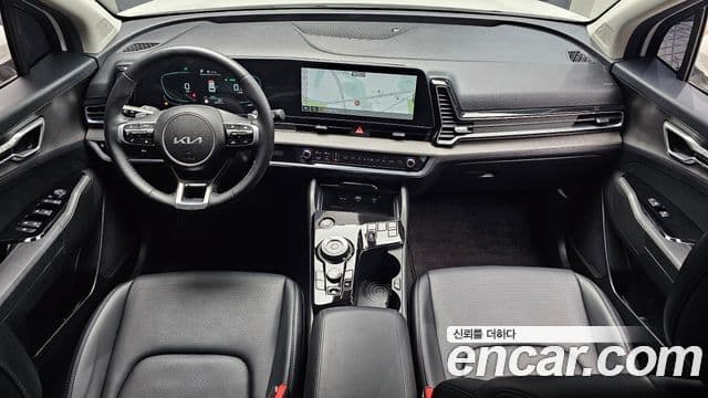 Kia Sportage 2023 — ფოტო 7/20