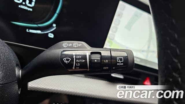 Kia Sportage 2023 — ფოტო 18/20