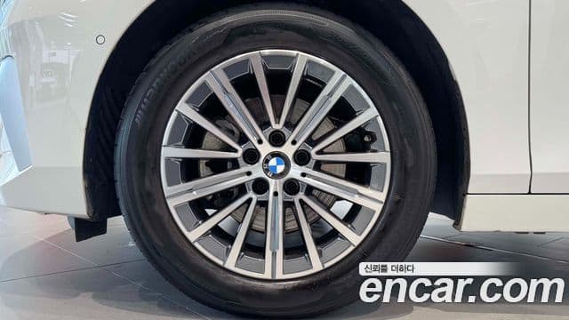 BMW 2 Series Active Tourer 2024 — ფოტო 5/20