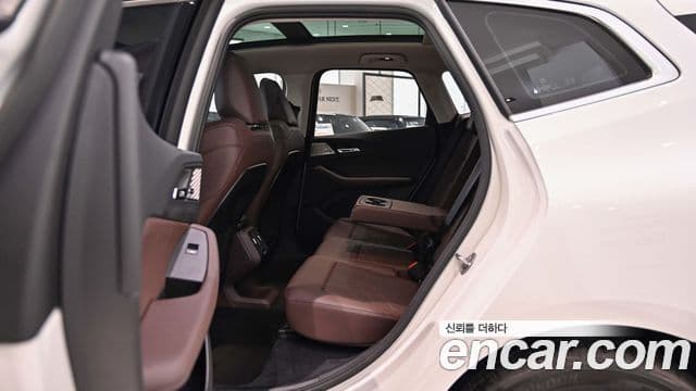 BMW 2 Series Active Tourer 2024 — ფოტო 10/20