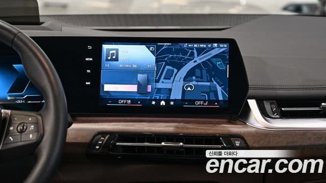 BMW 2 Series Active Tourer 2024 — ფოტო 18/20