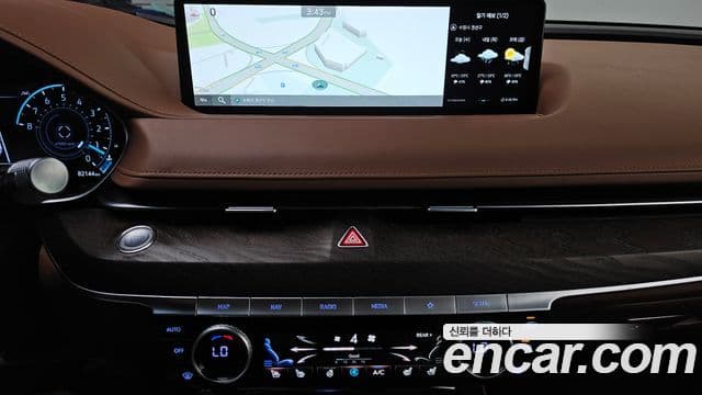 Genesis Electrified G80 2021 — ფოტო 14/20