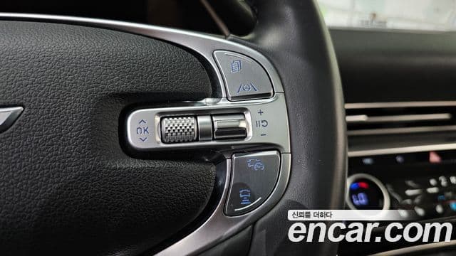 Genesis GV80 2023 — фото 18 из 20