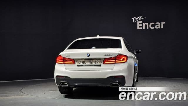 BMW 5 Series 2019 — фото 4 из 20