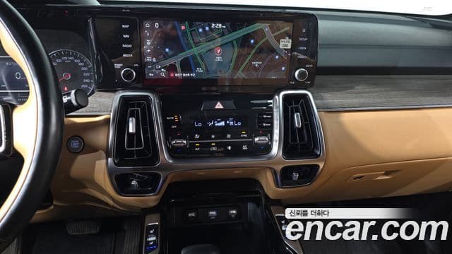 Kia Sorento 2020 — фото 12 из 20