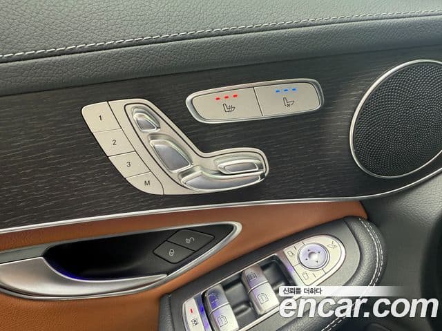 Mercedes-Benz GLC-Class 2022 — ფოტო 15/19