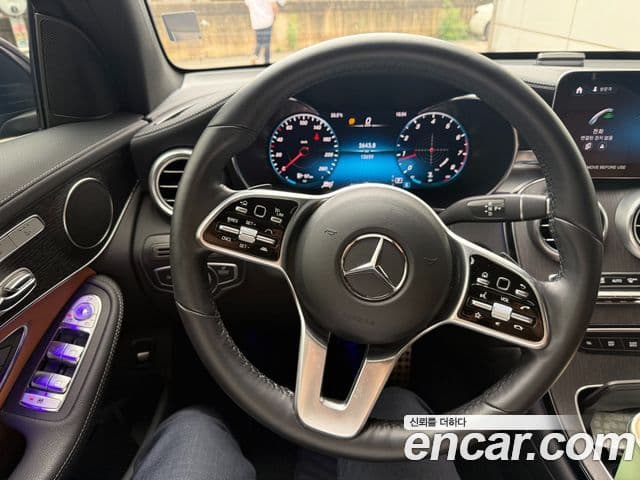 Mercedes-Benz GLC-Class 2022 — ფოტო 16/19
