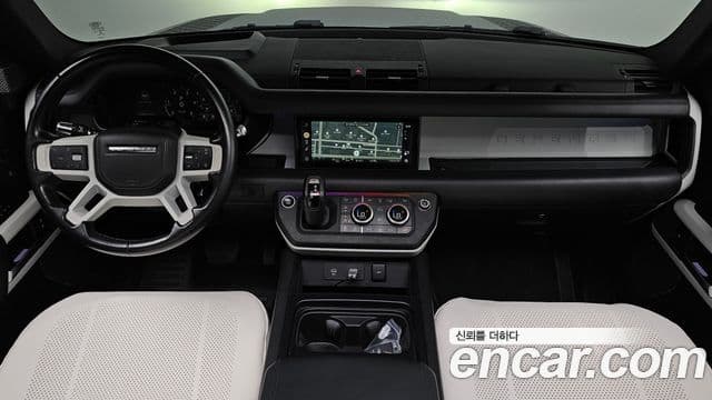 Land Rover Defender 2021 — фото 7 из 20