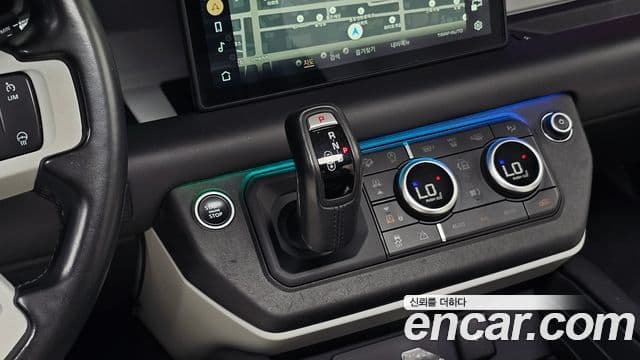 Land Rover Defender 2021 — ფოტო 9/20
