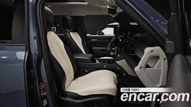 Land Rover Defender 2021 — ფოტო 11/20