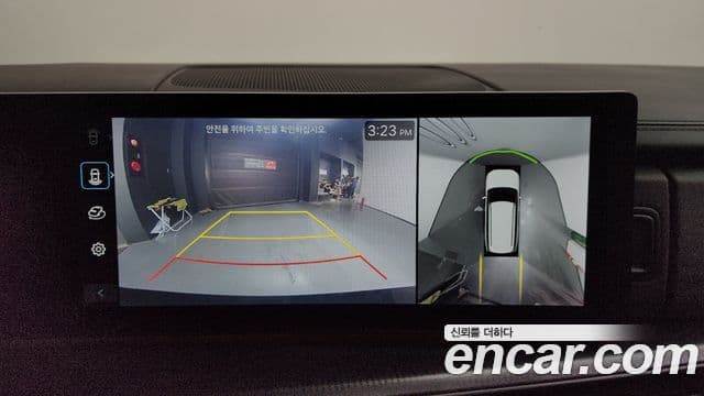 Hyundai Santa Fe 2023 — ფოტო 15/20