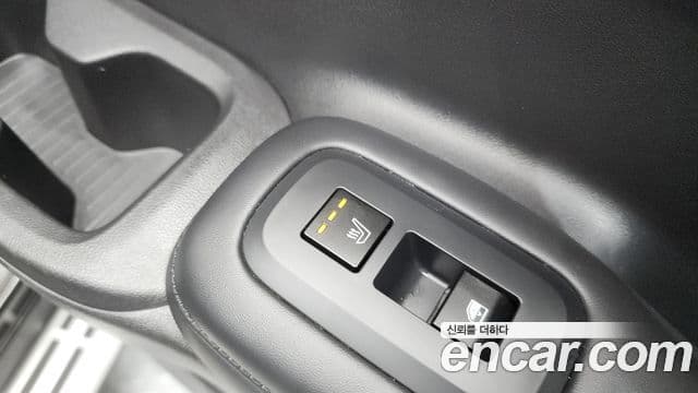 Hyundai Santa Fe 2023 — Photo 28/37