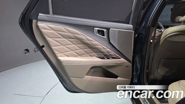 Kia K8 2024 — Photo 25/33