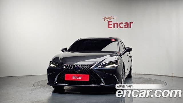 Lexus ES300h 2021 — Şəkil 2/20
