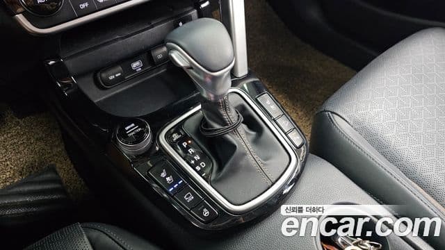 Kia Seltos 2020 — Şəkil 9/20