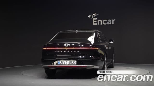 Hyundai Grandeur 2022 — ფოტო 4/20