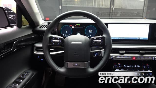 Hyundai Grandeur 2022 — ფოტო 13/20