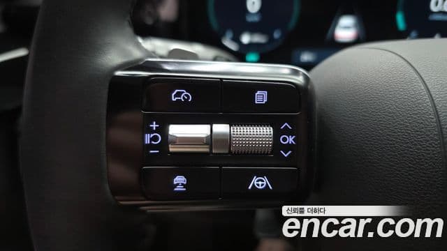 Hyundai Grandeur 2022 — ფოტო 17/20