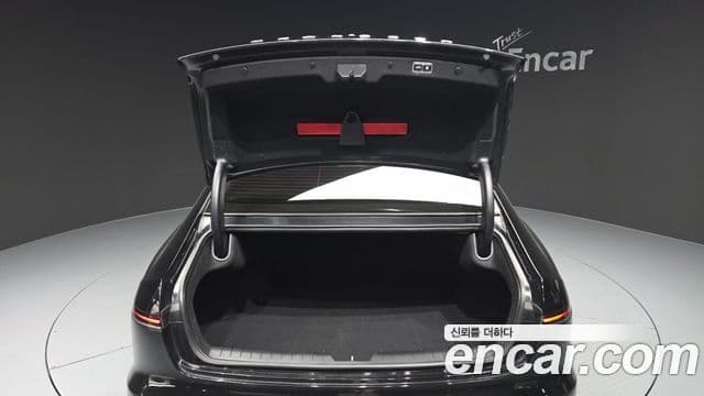 Hyundai Grandeur Hybrid 2022 — Şəkil 11/32