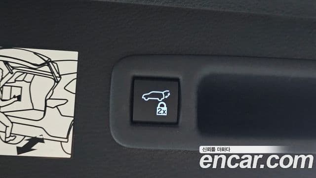 Toyota Sienna 2022 — ფოტო 16/20