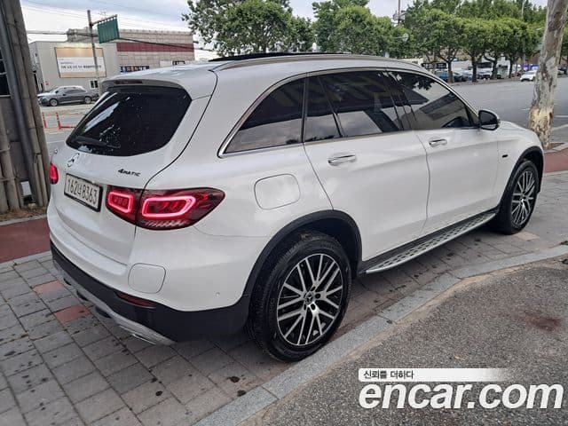 Mercedes-Benz GLC-Class 2021 — ფოტო 3/14
